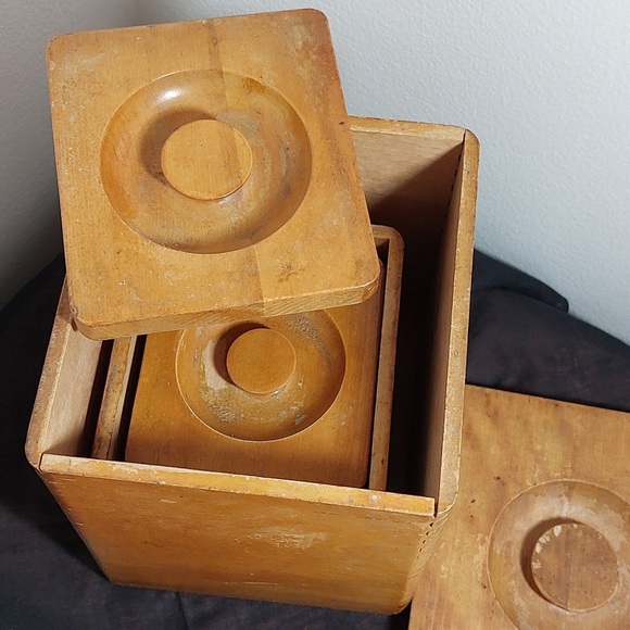 Vintage Set of 3 Wooden Rooster Nesting Canisters - Picture 7 of 12